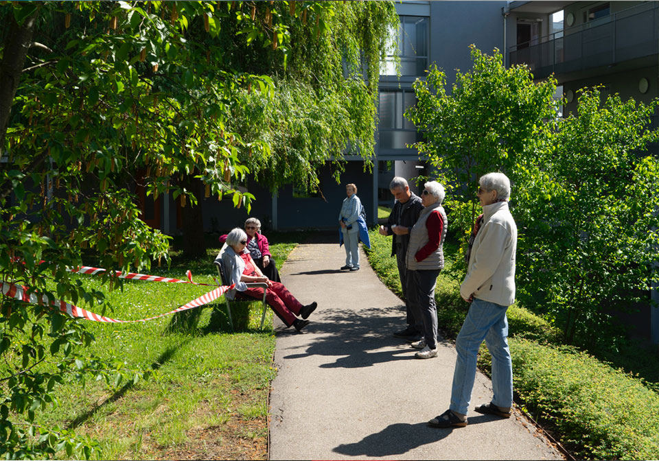 Eindrücke von den Garten- und Hofkonzerten mit Debora Vonwiller und dem Bernhard Betschart Trio.