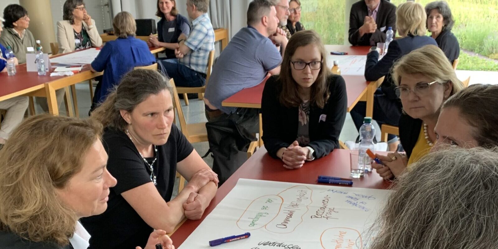 Es entstanden angeregte Diskussionen in wechselnder Zusammensetzung.