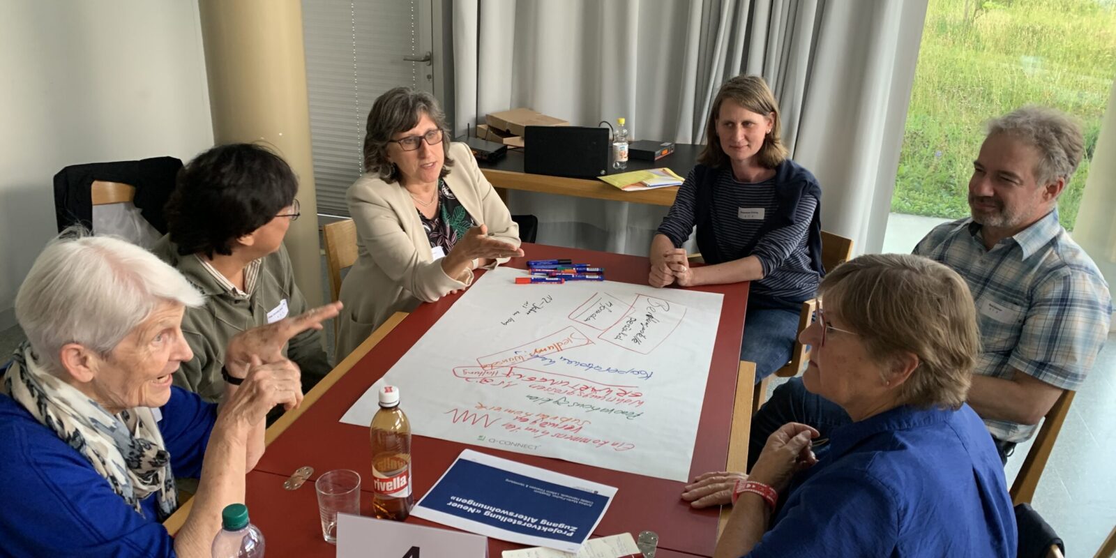 Es entstanden angeregte Diskussionen in wechselnder Zusammensetzung.