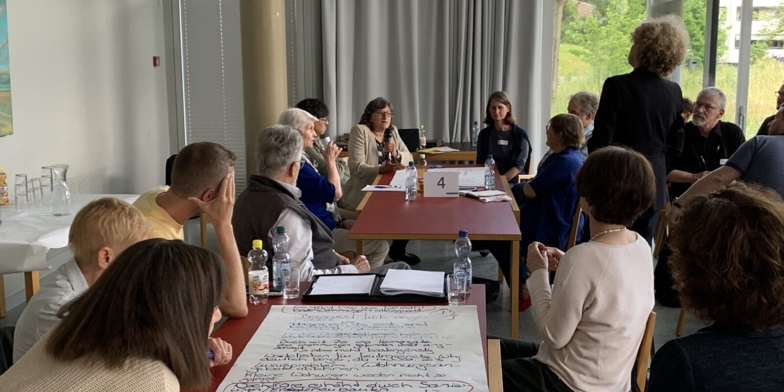 Es entstanden angeregte Diskussionen in wechselnder Zusammensetzung.